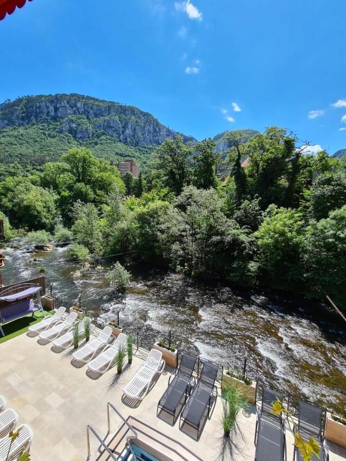 Hotel Holiday Maria Băile Herculane Εξωτερικό φωτογραφία