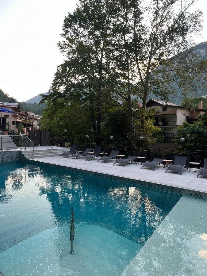 Hotel Holiday Maria Băile Herculane Εξωτερικό φωτογραφία