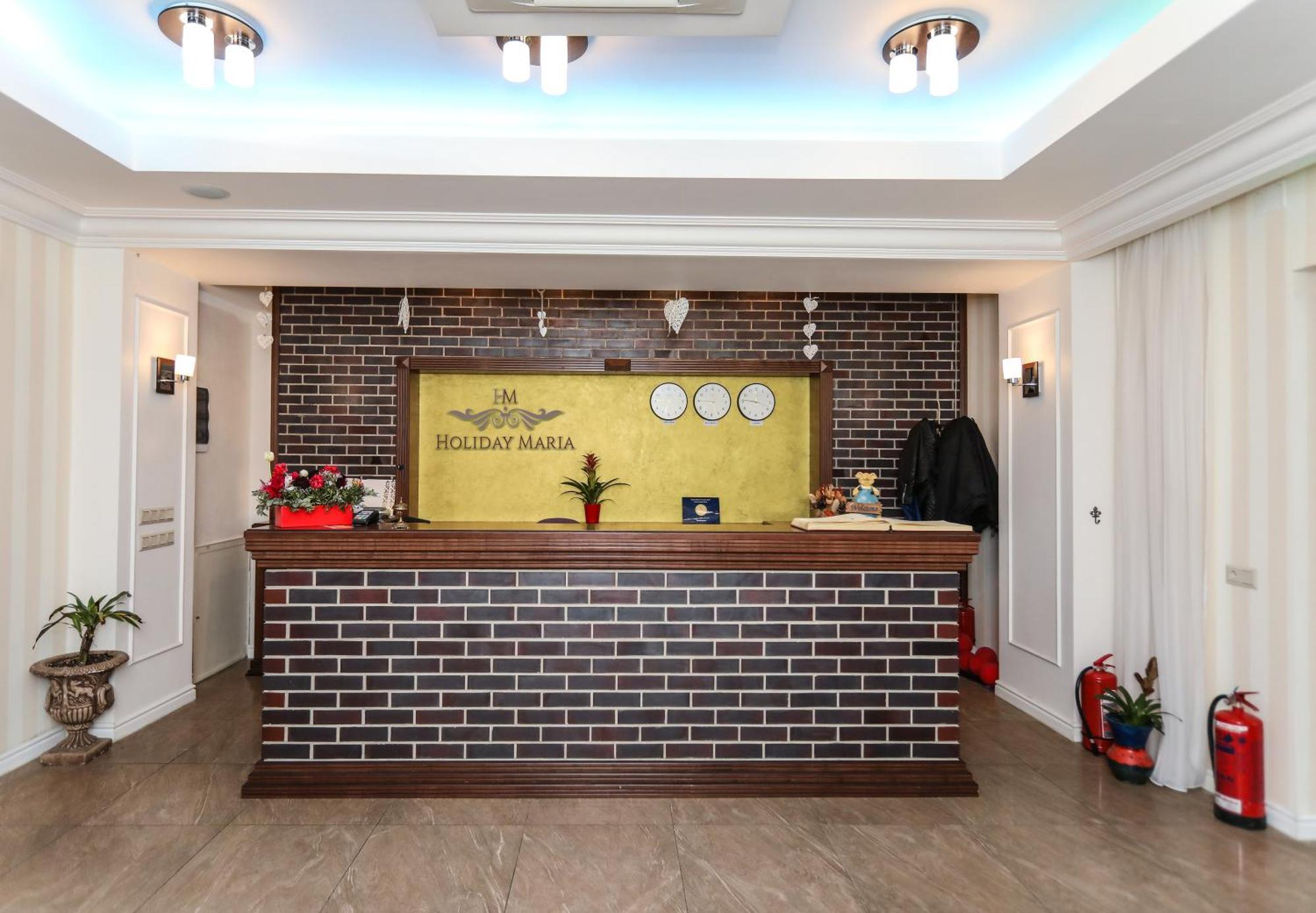 Hotel Holiday Maria Băile Herculane Εξωτερικό φωτογραφία